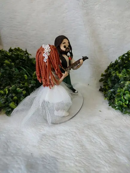 Topo de Casamento Guitarrista e Cantora