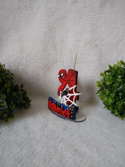 Vela do homem aranha