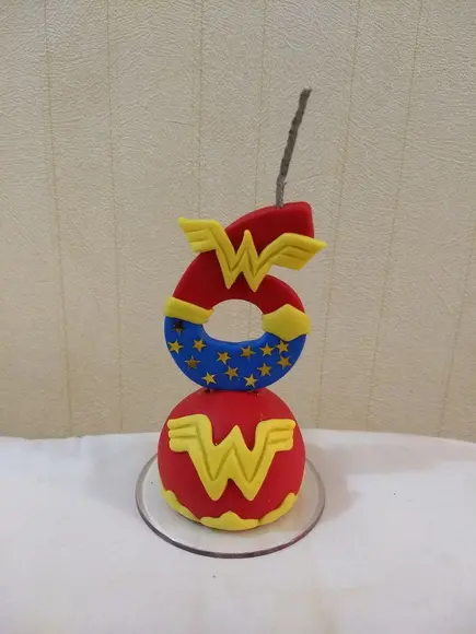Vela mulher maravinha