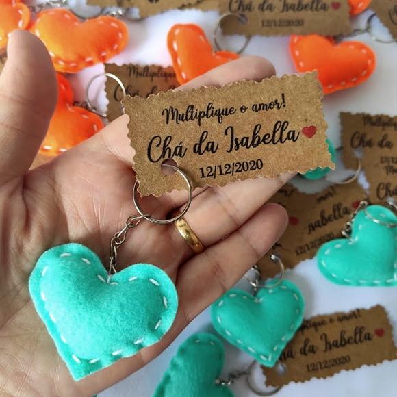 Lembrancinha Chá de Bebê - Chaveiro de Coração em feltro