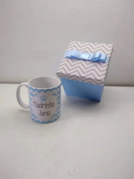 Caixa Convite com Caneca para Madrinha de Batismo
