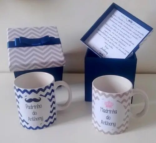 Kit Caixa Convite para Padrinhos de Batismo com Canecas