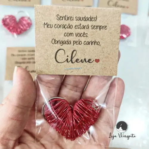Lembrancinha de Despedida para Amigos -coração Saquinho