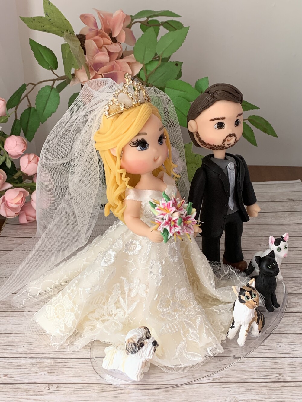 Topo de Bolo Noivinhos Personalizados em Biscuit com Pets