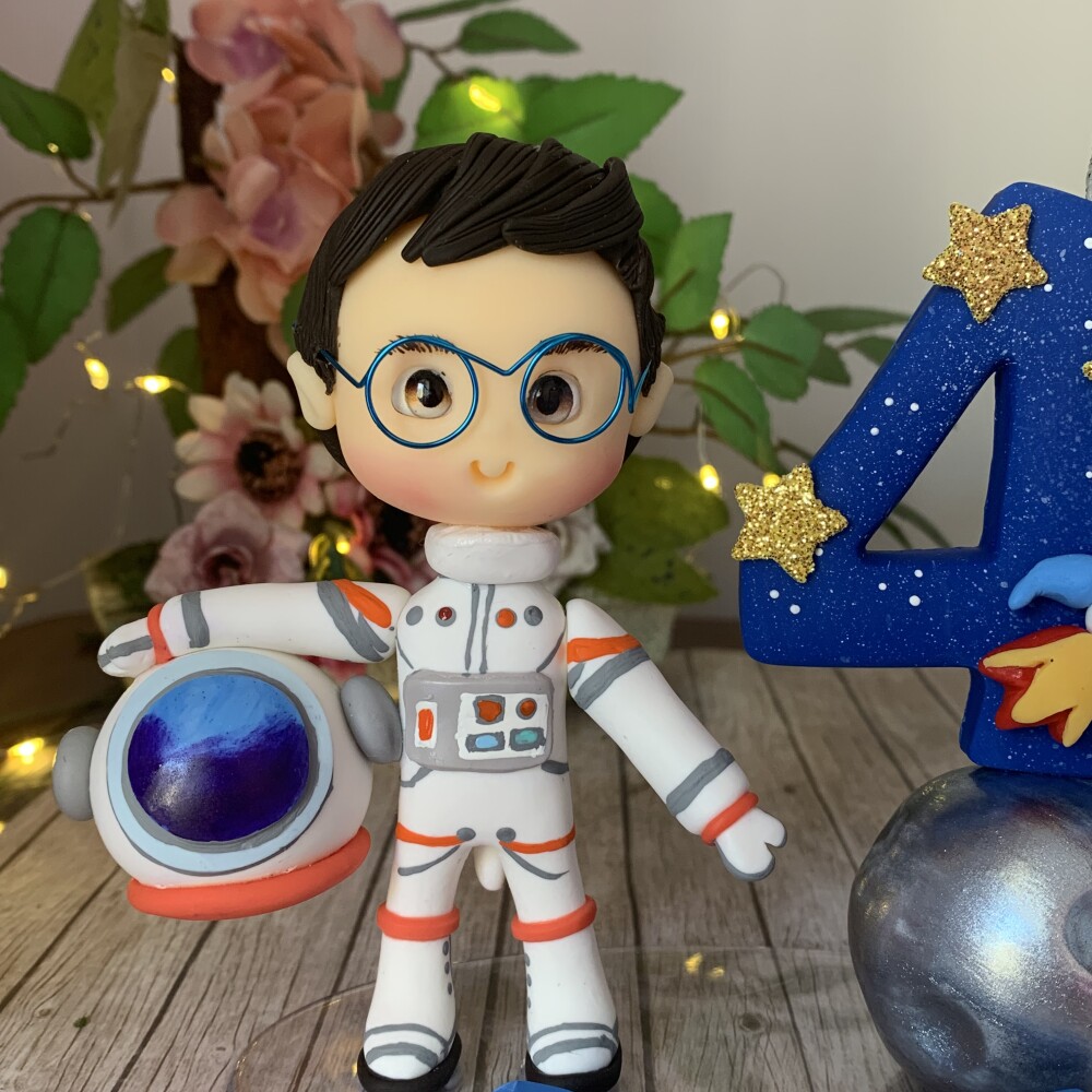 Topo de Bolo Astronauta Personalizado em Biscuit