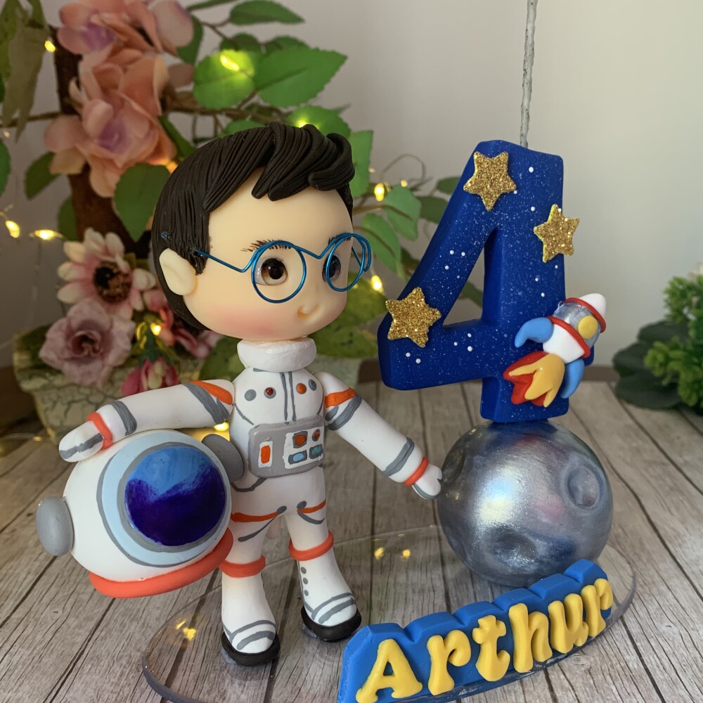Topo de Bolo Astronauta Personalizado em Biscuit