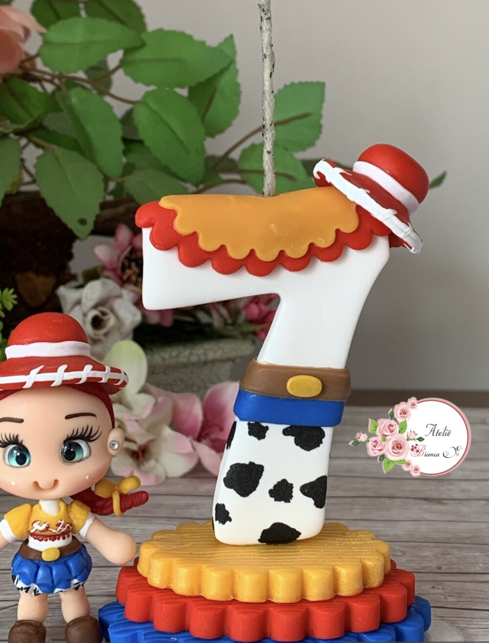Vela Toy Story Personalizada em Biscuit Jessie Topo de Bolo