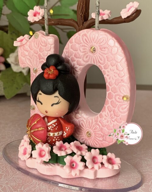 Topo de Bolo Kokeshi 10 Anos em Biscuit Personalizado