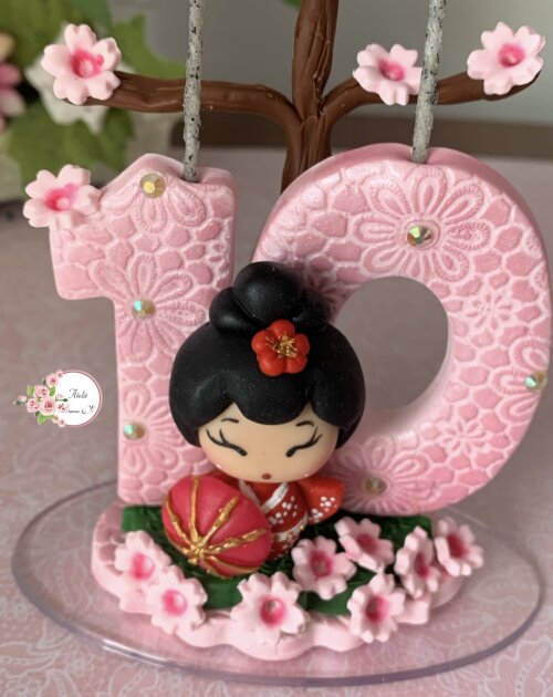 Topo de Bolo Kokeshi 10 Anos em Biscuit Personalizado