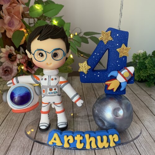 Topo de Bolo Astronauta Personalizado em Biscuit