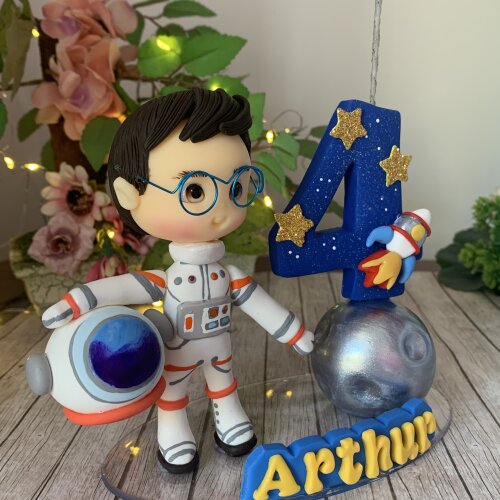 Topo de Bolo Astronauta Personalizado em Biscuit