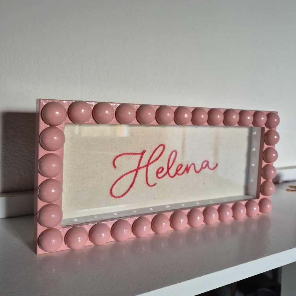 Quadro Nome Bordado Moldura Bolinhas Rosa Bubble