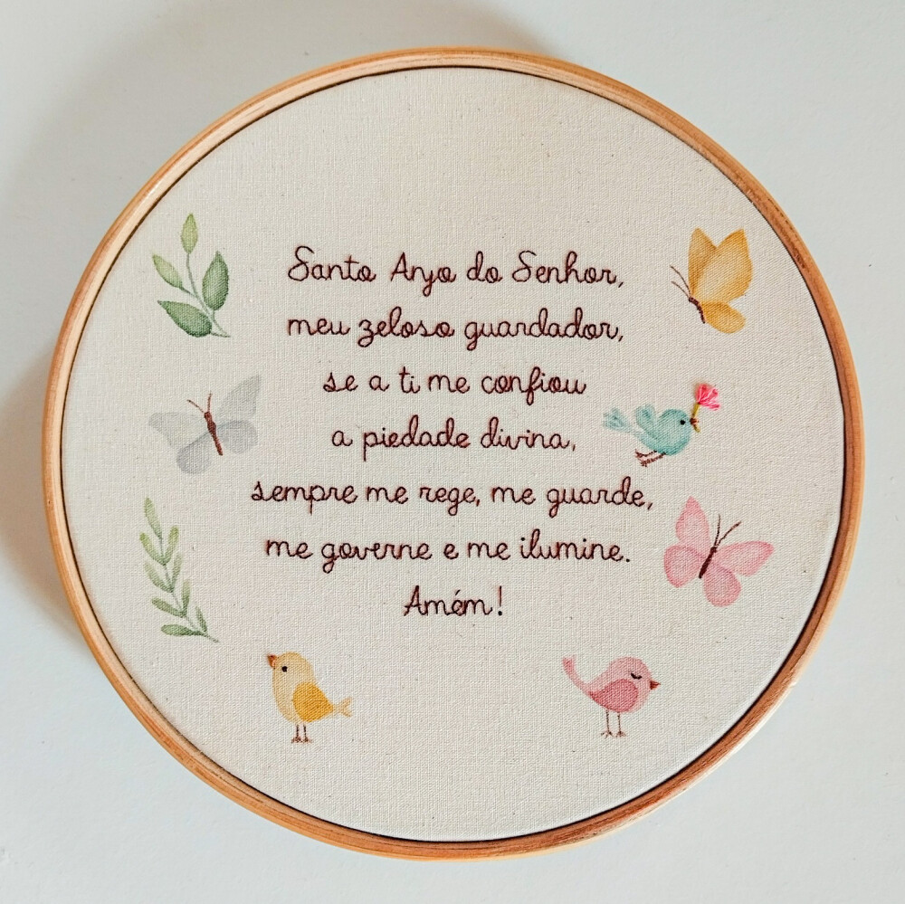 Quadro Infantil Oração Santo Anjo Com Bordado e Aquarela