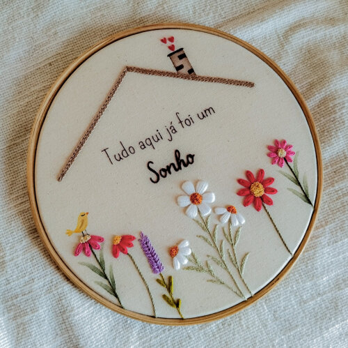 Quadro Bordado à Mão Frase Tudo Aqui Já Foi Um Sonho