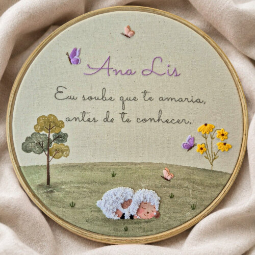 Porta Maternidade Menina Ovelhinha