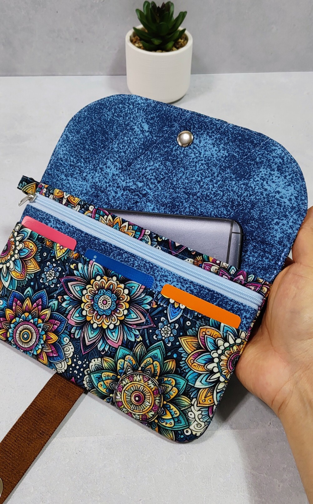 Carteira porta celular/Clutch/Bolsinha de mão