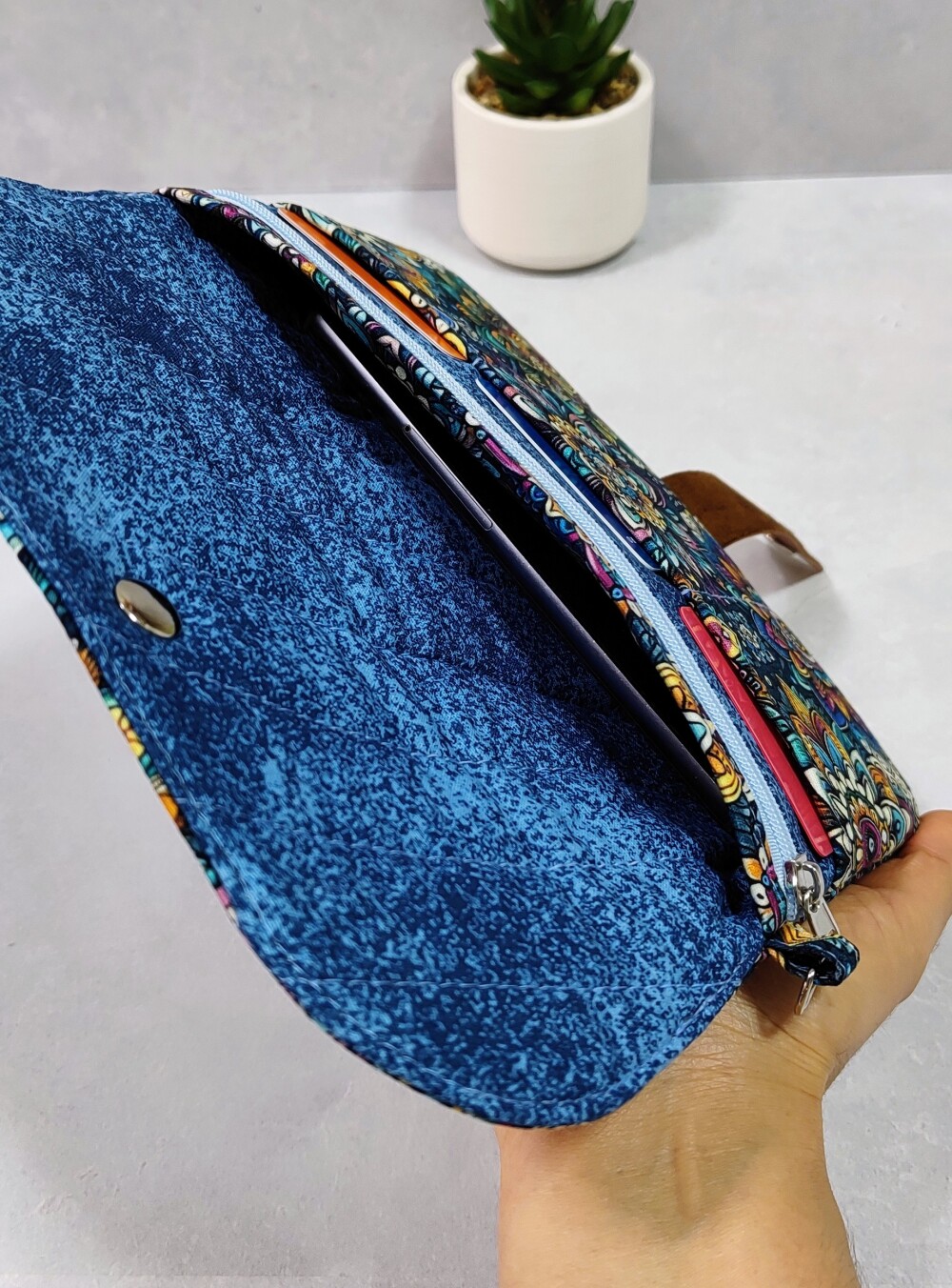 Carteira porta celular/Clutch/Bolsinha de mão