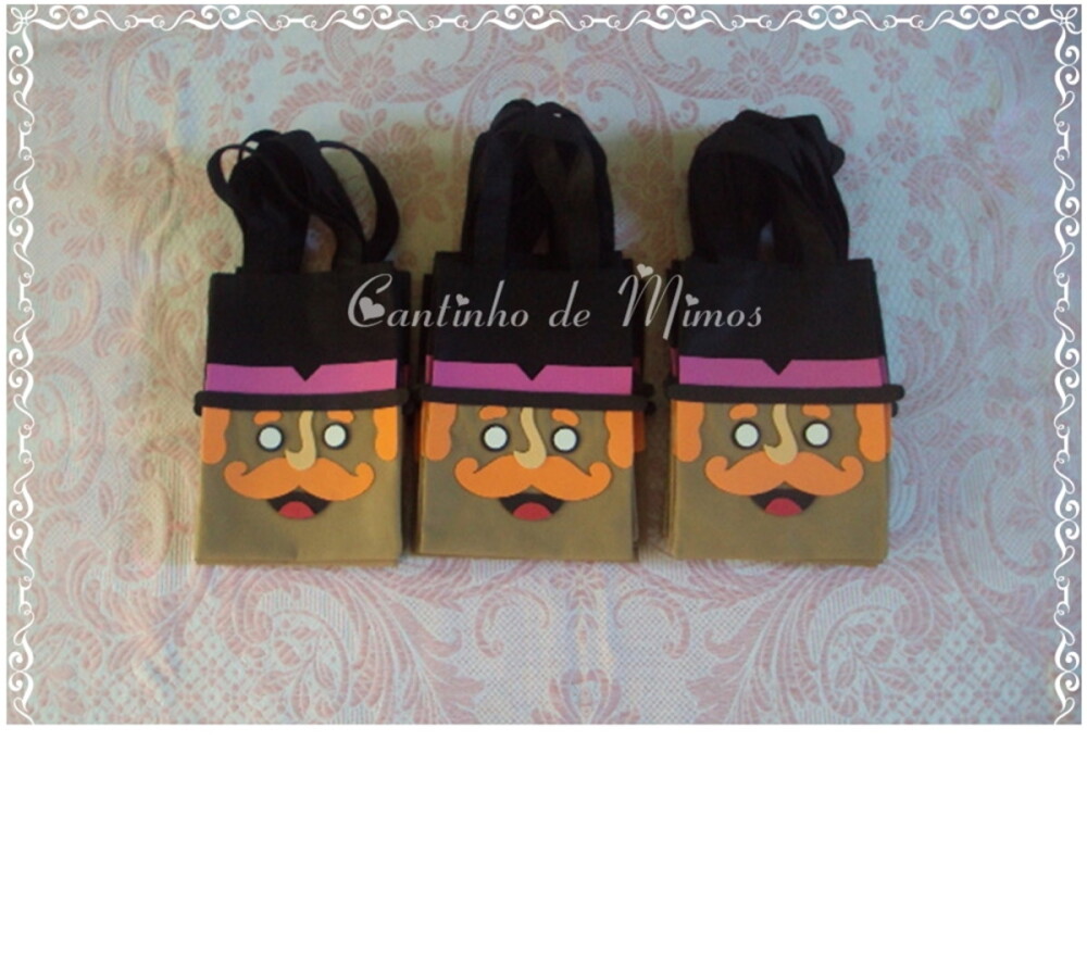 SACOLA PERSONALIZADA MUNDO BITA