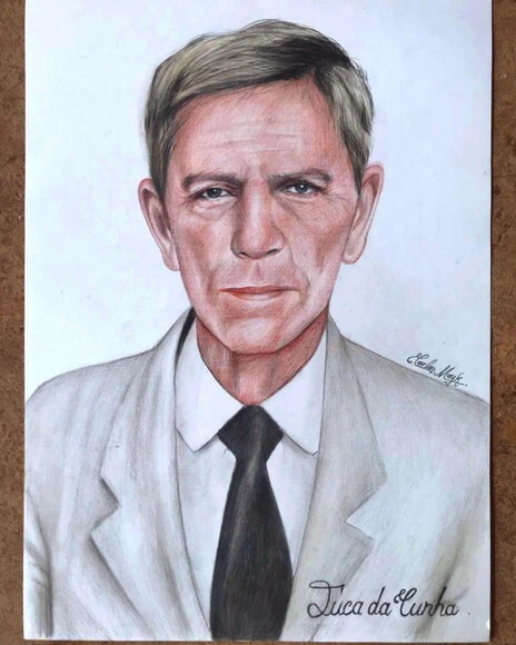 Desenho Realista Feito à Mão Sob Encomenda