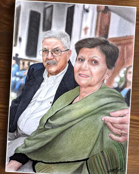 Retrato Realista Feito a Mão - Tamanho A4 (21x30 Cm)