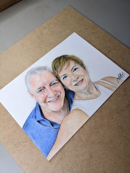 Desenho Realista Feito à Mão Sob Encomenda