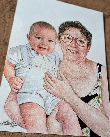 Desenho Realista Feito à Mão Sob Encomenda