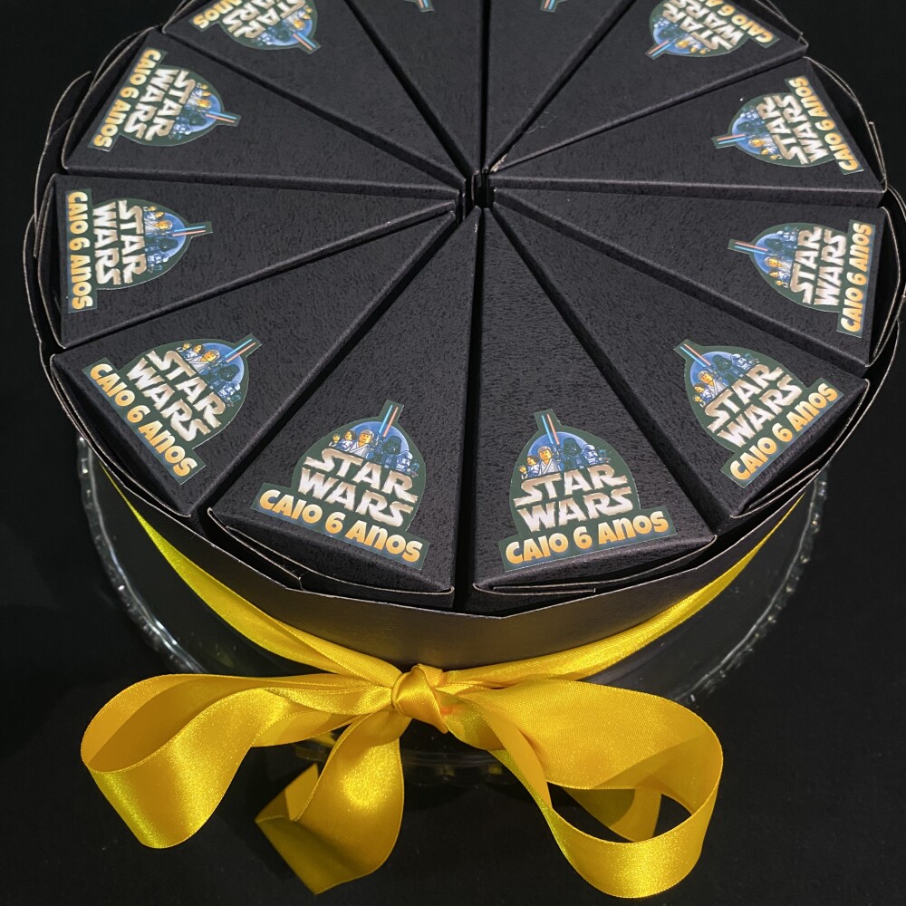 Bolo de caixas star wars