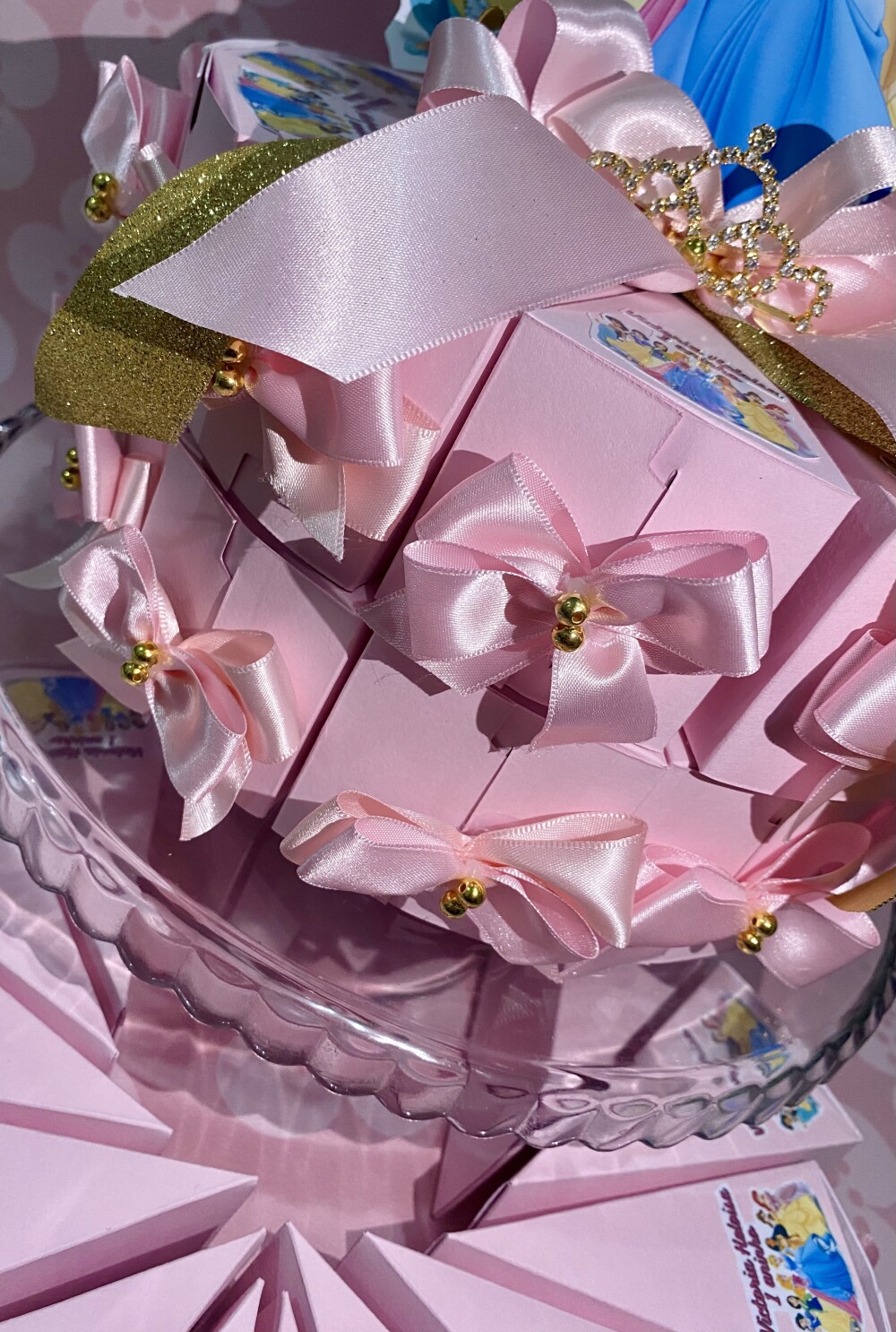 Bolo de caixas Princesas