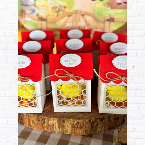 Galinheiro Fazendinha para Pintinho - Kit com 12 unids Lembrancin