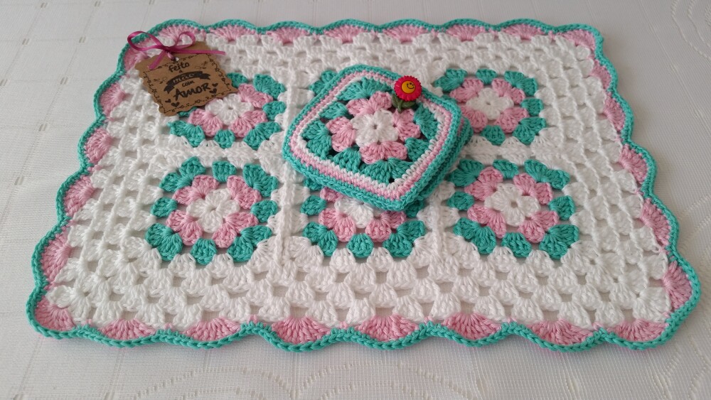 Mug Rug (tapetinho) + Capa para Caneca Crochê