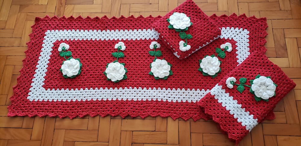 Jogo de Cozinha Crochê 03 peças com Flores Brancas