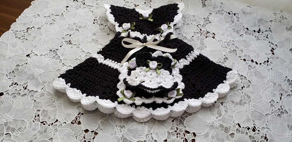 Porta Isqueiro em Crochê Vestidinho