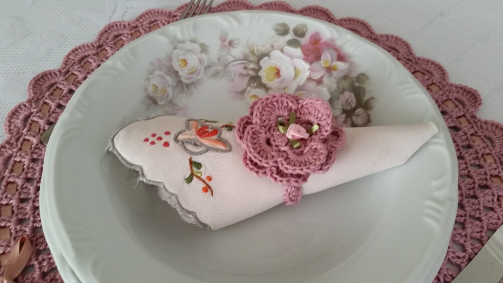 Sousplat Crochê Rosa Antigo (12 peças)