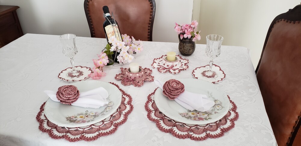 Sousplat em crochê Luxo Romantico Camafeu (02 Pessoas)