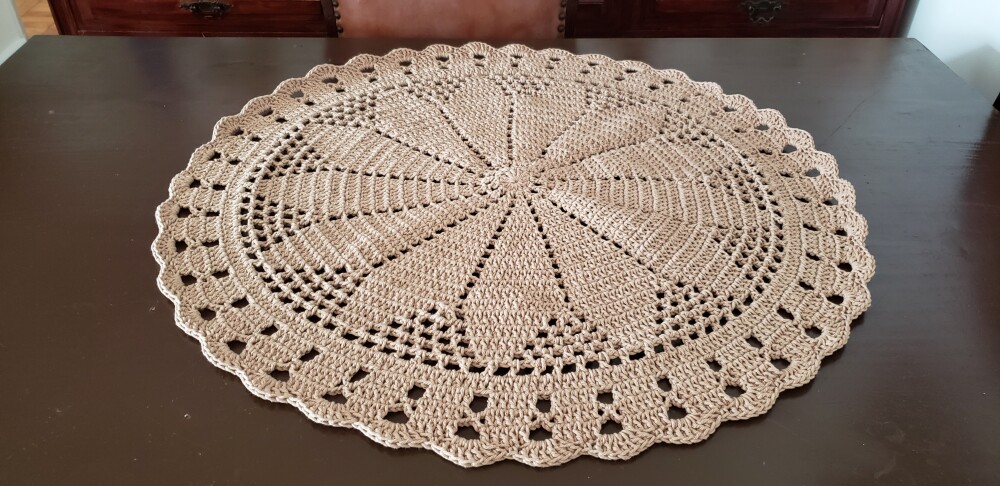 Centro de Mesa em Crochê  Caqui (70 cm)