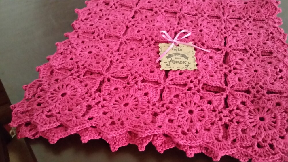 Caminho de Mesa em Crochê Pink