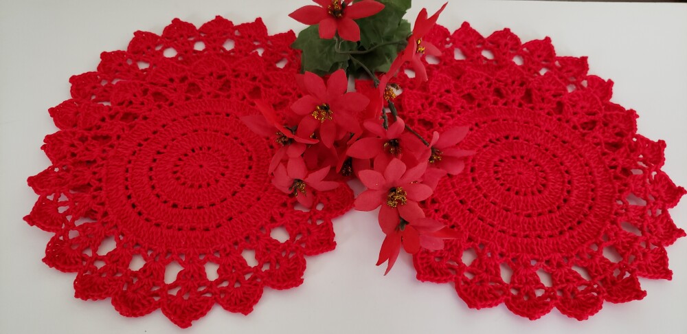 Jogo de Toalhinhas em Crochê Vermelho (20 cm)