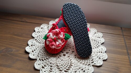 Chinelo de Quarto Flor Camélia Vermelho(Numerações 36 e 37)