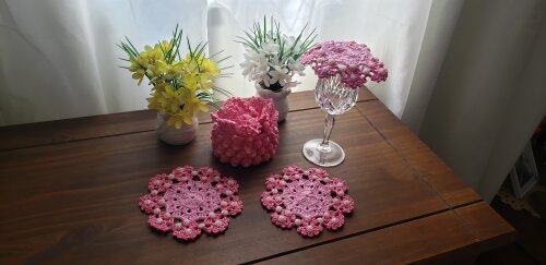 Cestinha Cobre Taça e Descanso Taça em crochê (Rosa)