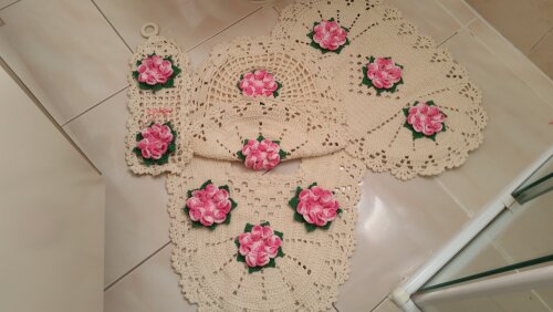 Jogo de Banheiro em crochê Flor Camélia (04 peças)