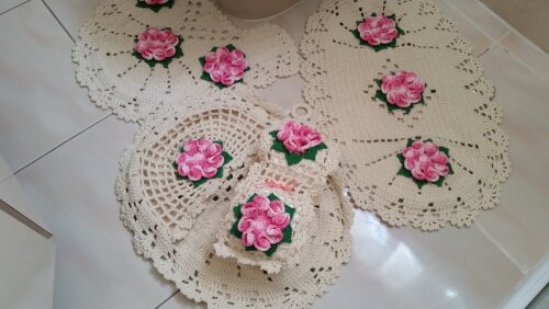 Jogo de Banheiro em crochê Flor Camélia (04 peças)