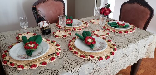 Sousplat em crochê motivo Framboesa (18 peças)