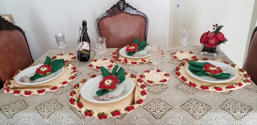 Sousplat em crochê motivo Framboesa (18 peças)