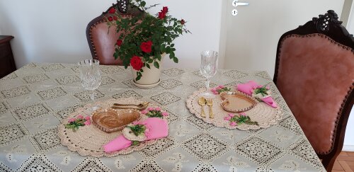 Sousplat em crochê sobremesa Buquê de Tulipas (02 Pessoas)