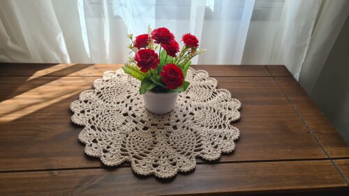 Centro de Mesa em Crochê Abacaxi (40 cm)