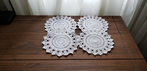 Jogo de 04 Toalhinhas em Crochê Branco (20 cm)