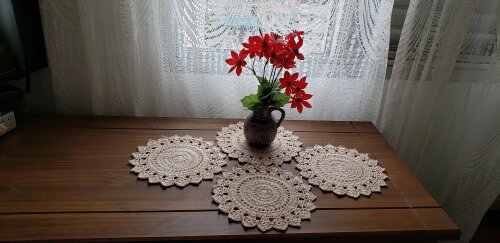 Jogo de 04 Toalhinhas em Crochê Porcelana Bege (20 cm)