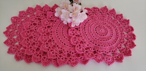 Jogo de Toalhinhas em Crochê Pitaya Rosa (20 cm)