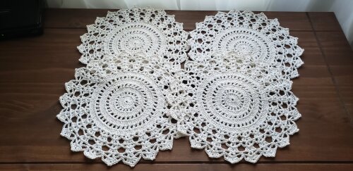 Jogo de 04 Toalhinhas em Crochê Branco (25 cm)