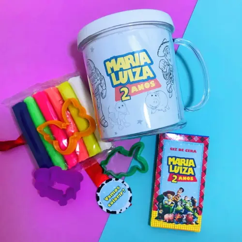 Caneca Diversão com Giz e Massinha Toy Story